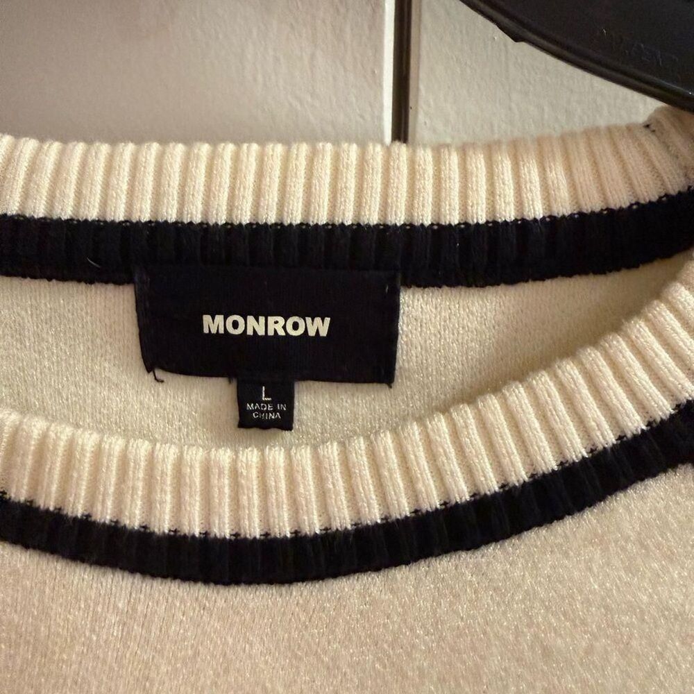 Monrow Women's Black and Cream Jumper - Picture 2 of 2